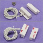 1 1/3 x 1/2 x 1/4 Srandard Surface M. Contact Switch White