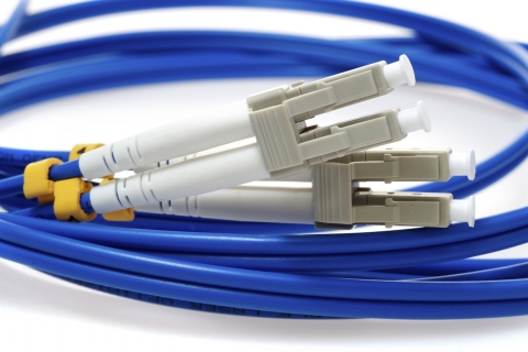 blue OM4 40gb fiber optic cable - shop cables.com.