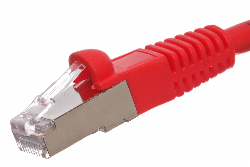 0.5Ft Cat6 Shielded Ethernet Cable Snagless Red
