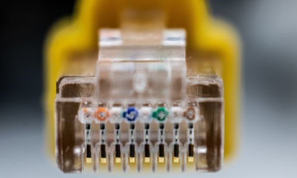 Ethernet LAN Cable vs Ethernet Crossover Cable