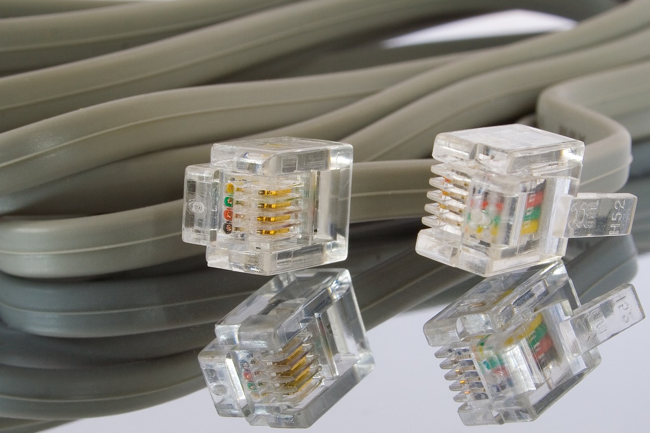 Difference Between RJ45 and CAT6 Cables.