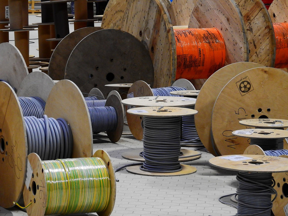 Cables in Large Quantities: Buying Multi-Pack and Bulk Cables