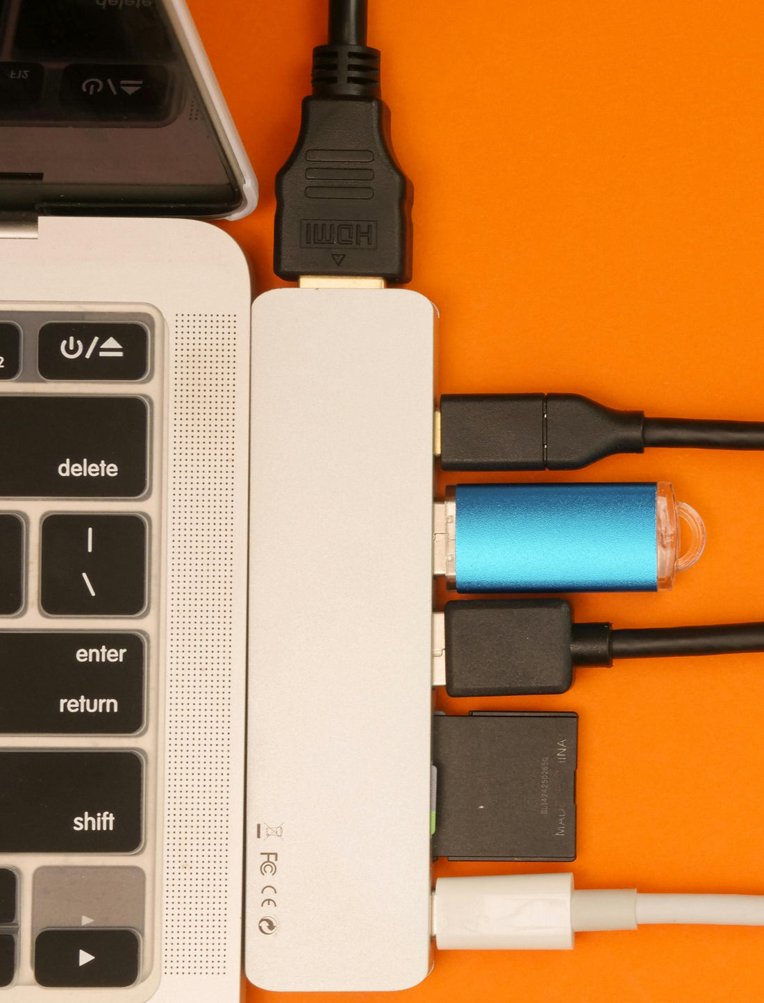 A/V Cables and Adapters at Cables.com