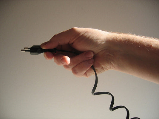 Power Cords and Power Cables: Understanding Their Functions and Differences